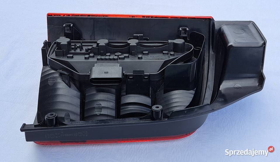 LAMPA PRAWA TYŁ TYLNA VW TRANSPORTER T5 sprzedam