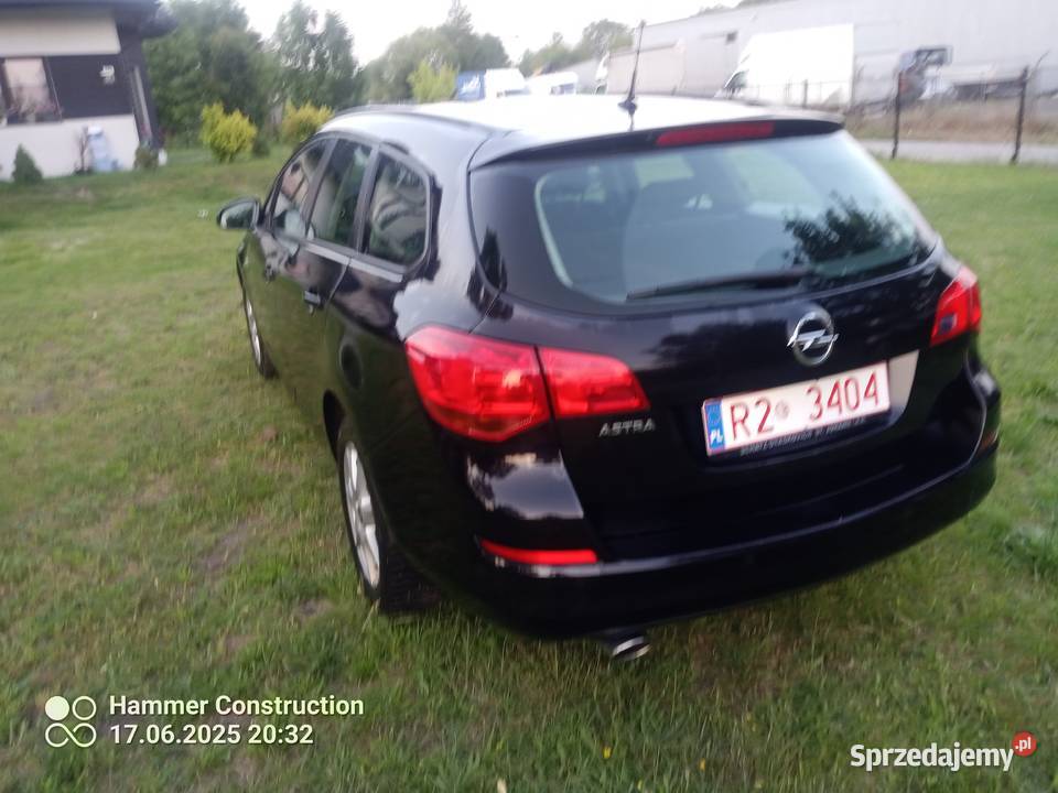 Opel Astra J kombi benzyna benzyna Motoryzacja Głogów Małopolski