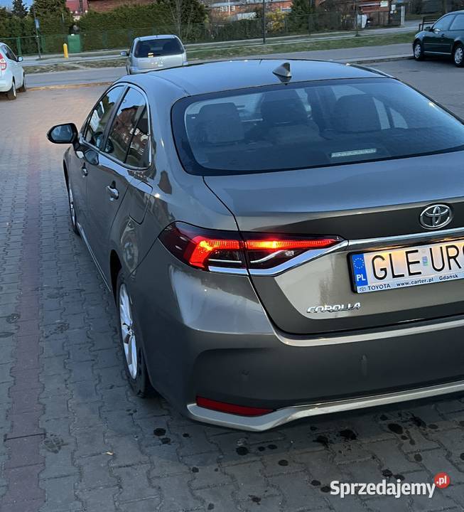 Toyota Corolla 16 132 2019 pomorskie Lębork sprzedam