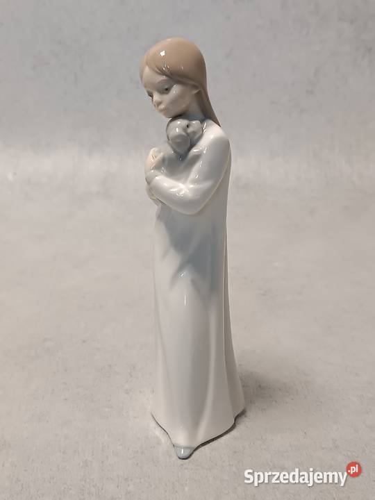 LLADRO seria Zaphir 577G Dziewczynka z pieskiem pomorskie