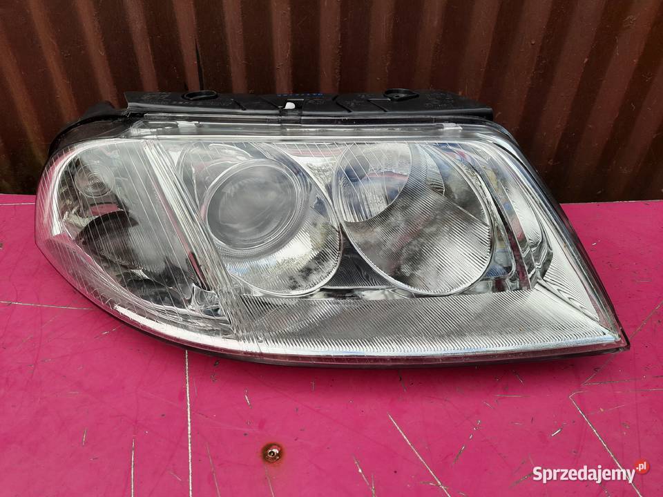 Volkswagen Passat b5 01r lampa przednia prawa Pruszków