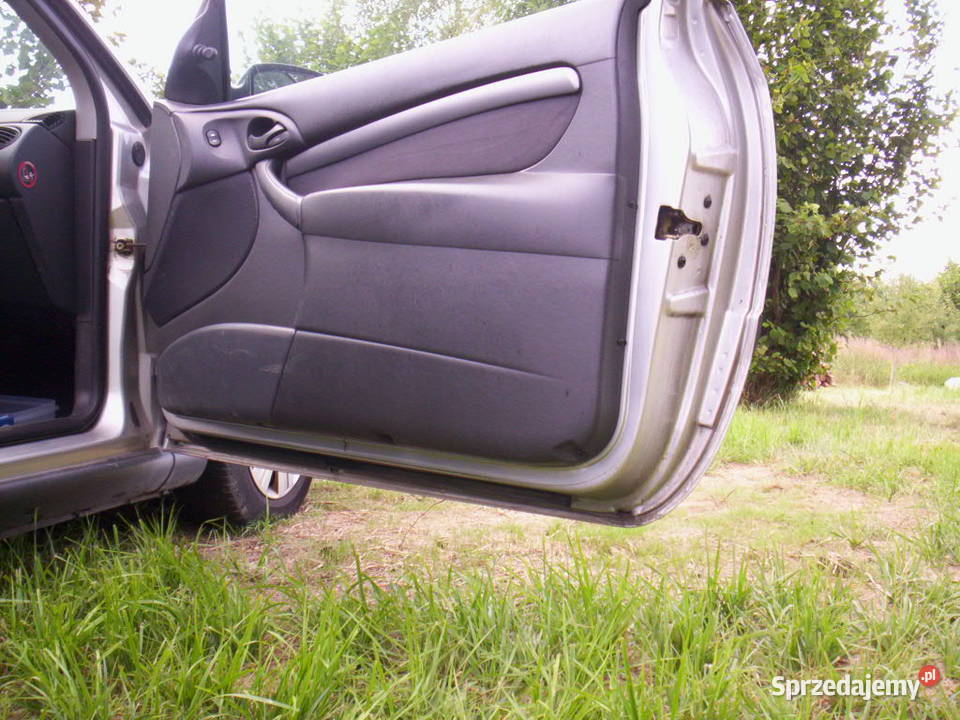 FORD FOCUS MK1 Drzwi Prawy Przód Kol 08 Srebrne Częstochowa