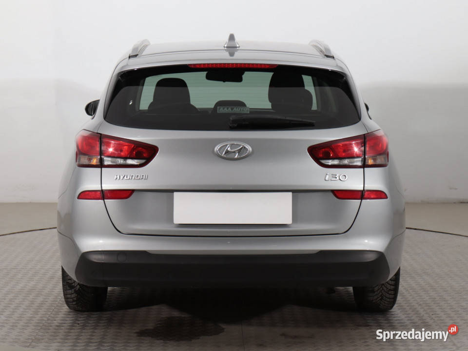 Hyundai i30 15 DPI pełny VAT