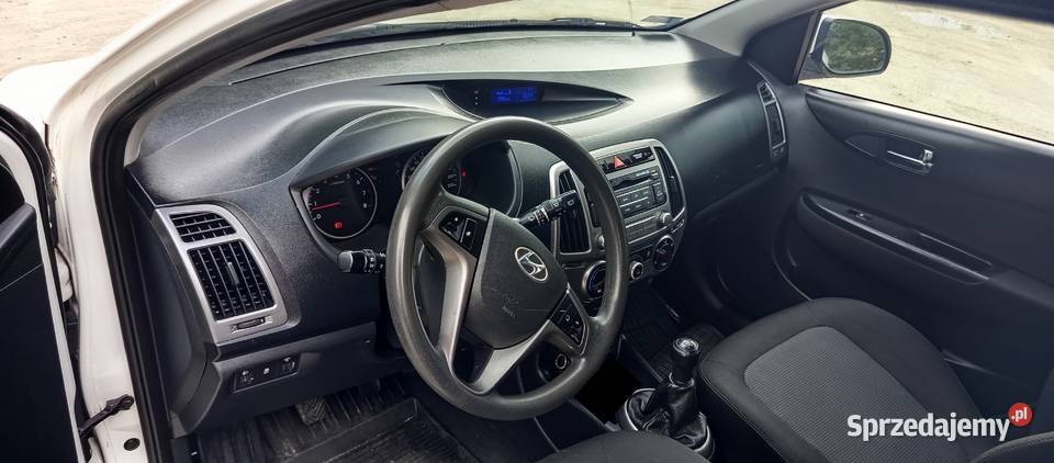 HYUNDAI i20 2012 12 benzyna 135 366 Zadbany CD Pabianice