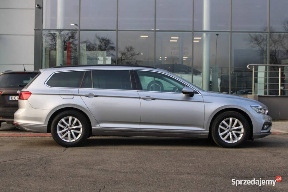 Volkswagen Passat 2022r Carplay ErgoComfort Temp Rok produkcji 2022 Kraków