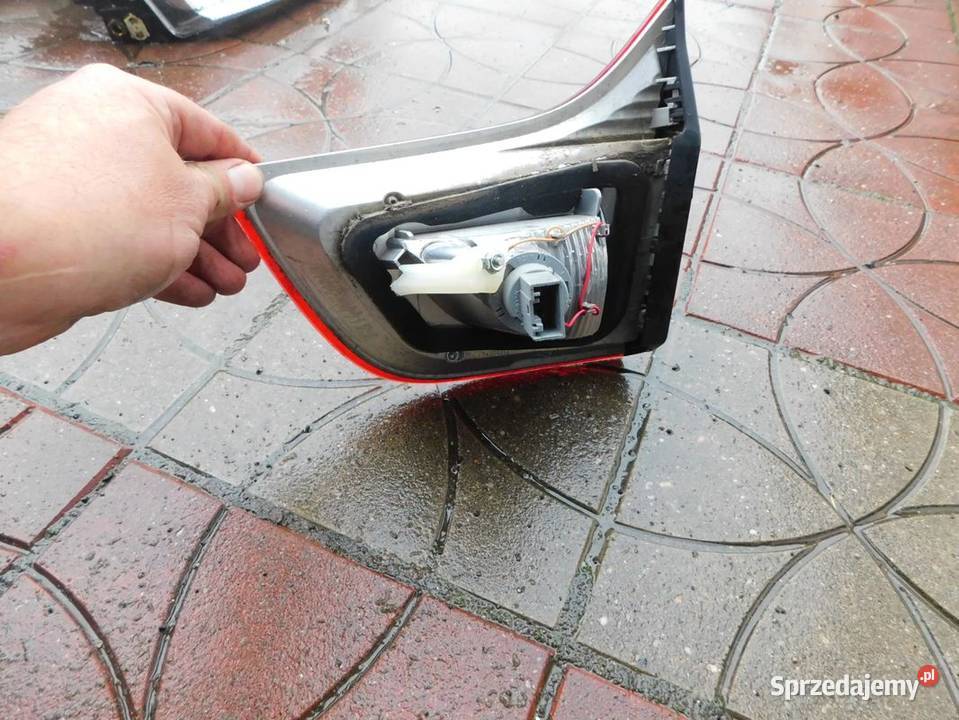 BMW X6 lampa lewa w klapie 34096 WYSYŁKA śląskie Żory
