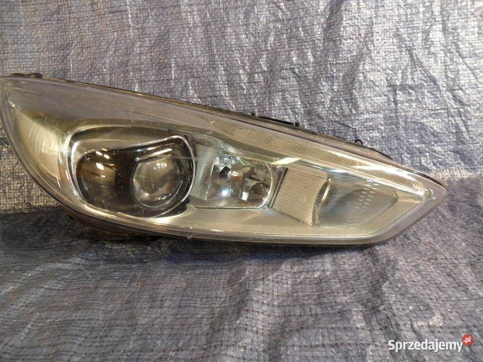 Ford Focus mk3 lift reflektor prawy przedni sprzedam
