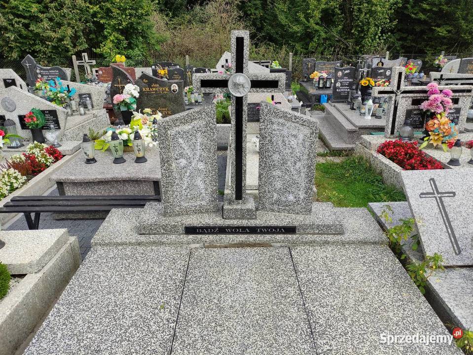 Grobowiecmiejsce na cmentarzu w Marcinkowicach 833zł/m2