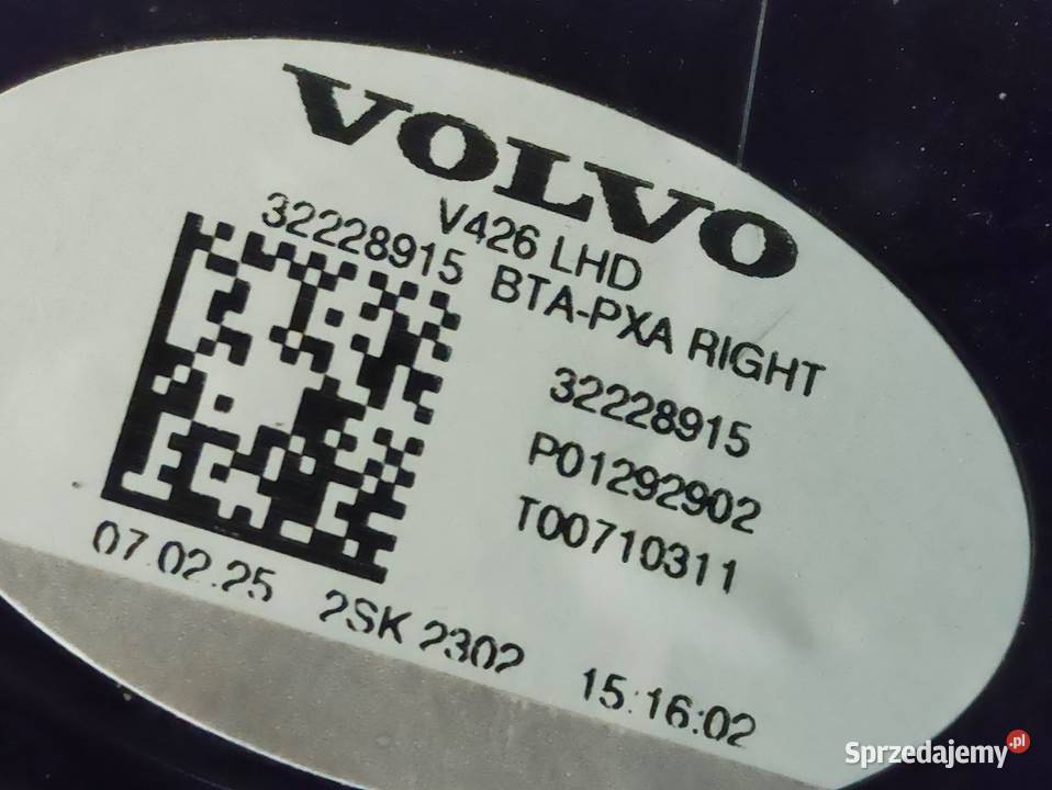 Lampa Prawy Tył Volvo XC60 II 2017 32228915 Pleszew