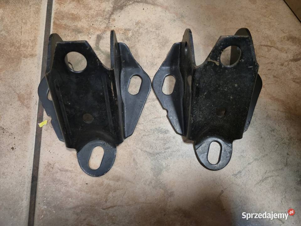 Wspornik wahacza Fiat 126 osobowe Wahacze Dąbrowa Górnicza