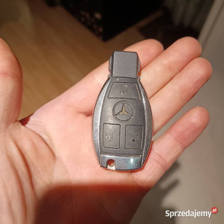 Kluczyk rybka Mercedes Choszczno