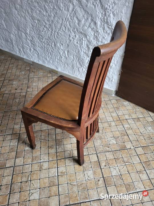 Krzesło drewniane z skórzanym siedziskiem Rybnik