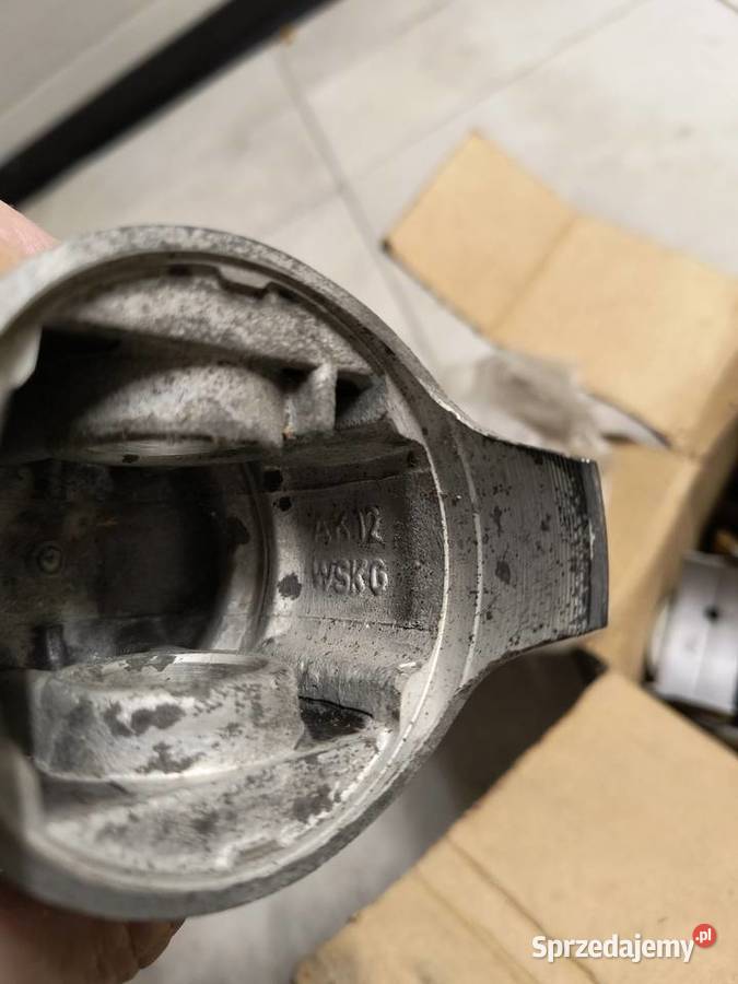 Tłoki z epoki PRL Fiat 125p Krasnystaw