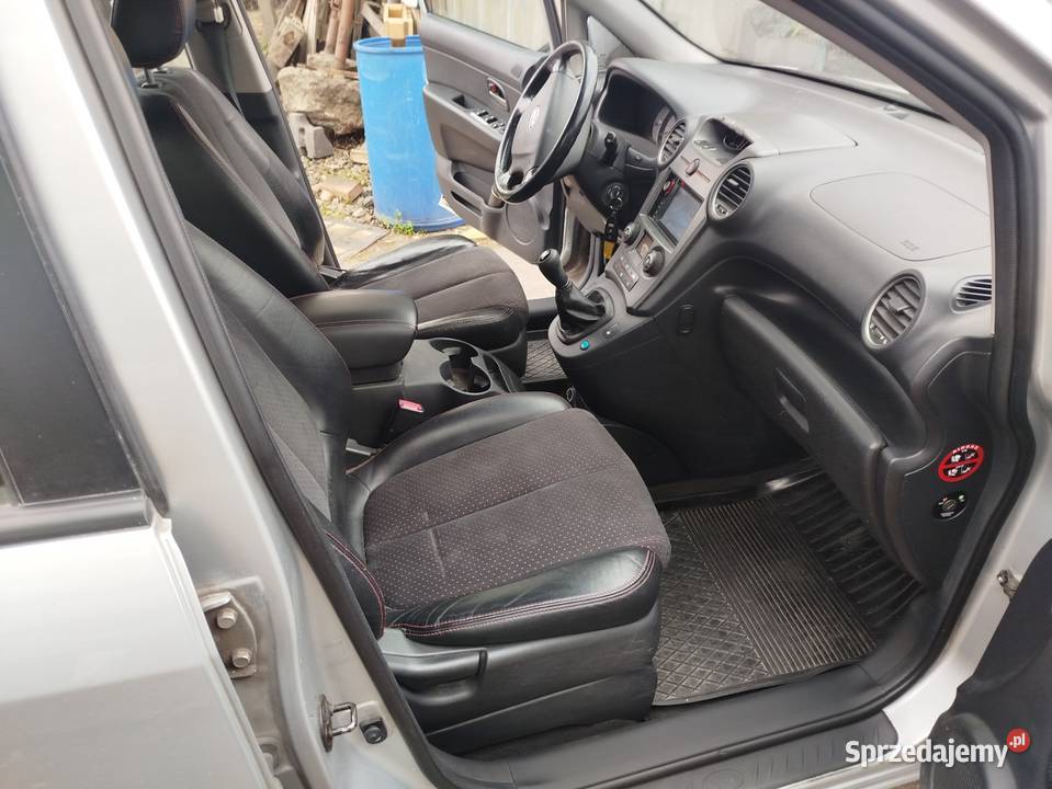 Kia Carens 20 LPG klima półskóry czarne 2007 opolskie Opole