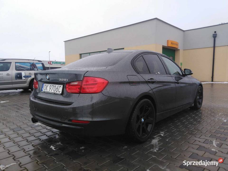 BMW Seria 3 BMW Seria 3 F30 328i 2015 Krowiarki
