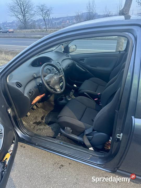 Toyota Yaris 10 LPG mega tania jazda Yaris Bolesław