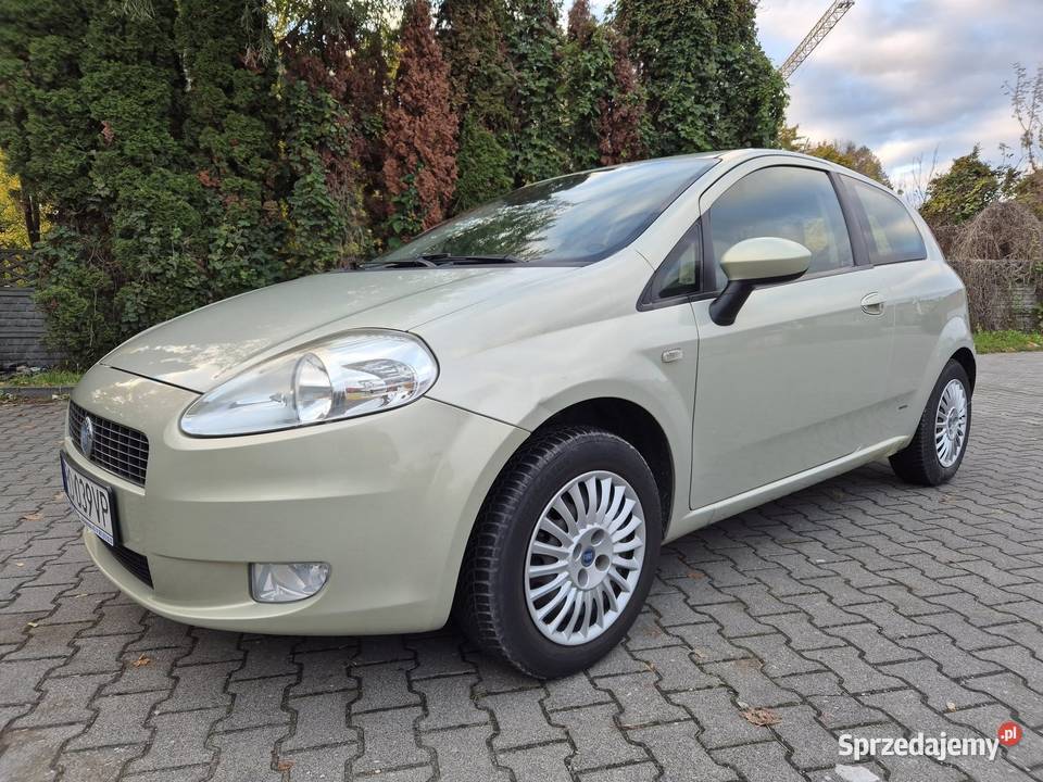Fiat Grande Punto 14 3D salon polska 93 Poznań Rok produkcji 2006 wielkopolskie