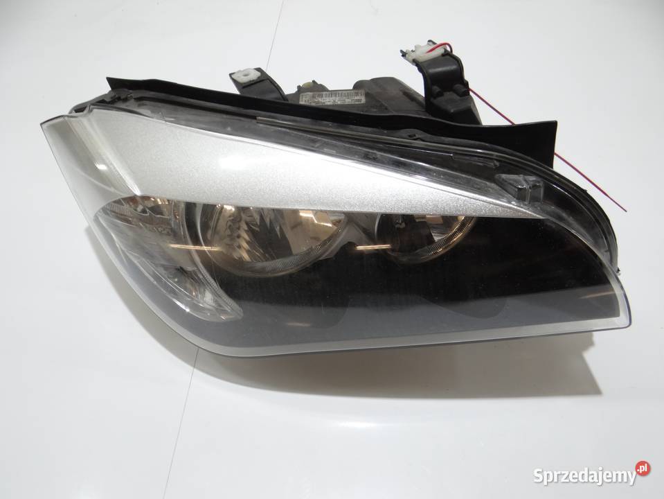 BMW X1 E84 LAMPA PRAWY PRZÓD 7290236 Strzyżewice
