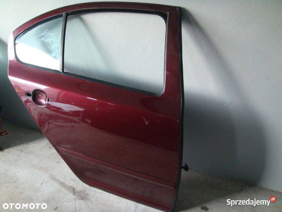 DRZWI PRAWY TYŁ TYLNE SKODA OCTAVIA II HB 2009 Włoszczowa