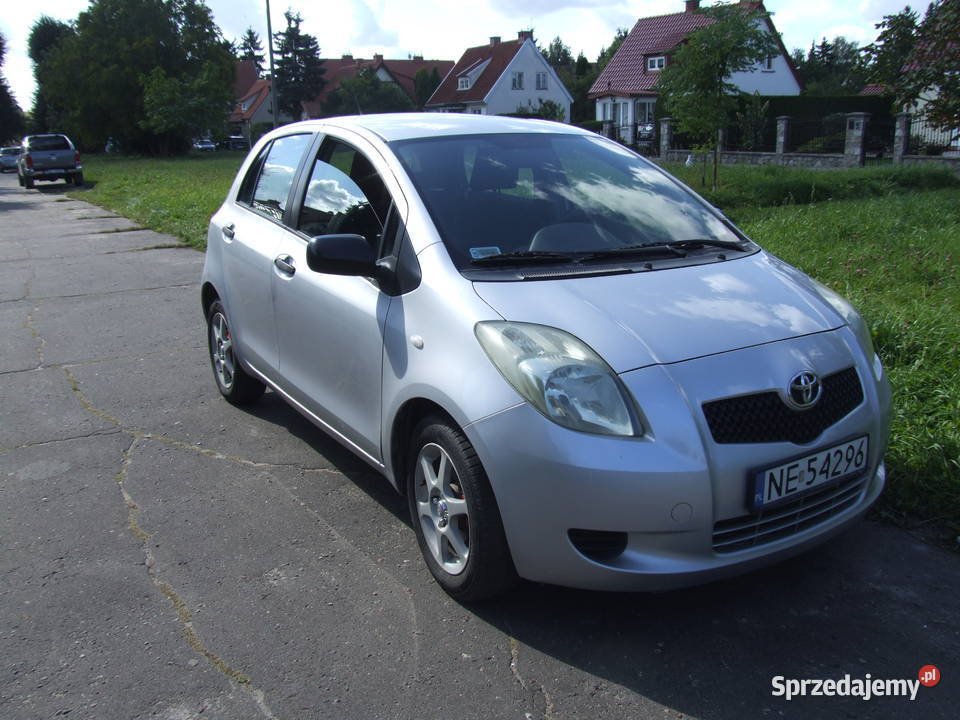 Toyota Yaris 1,3 , 2007 Przebieg 148 000 km, Salon