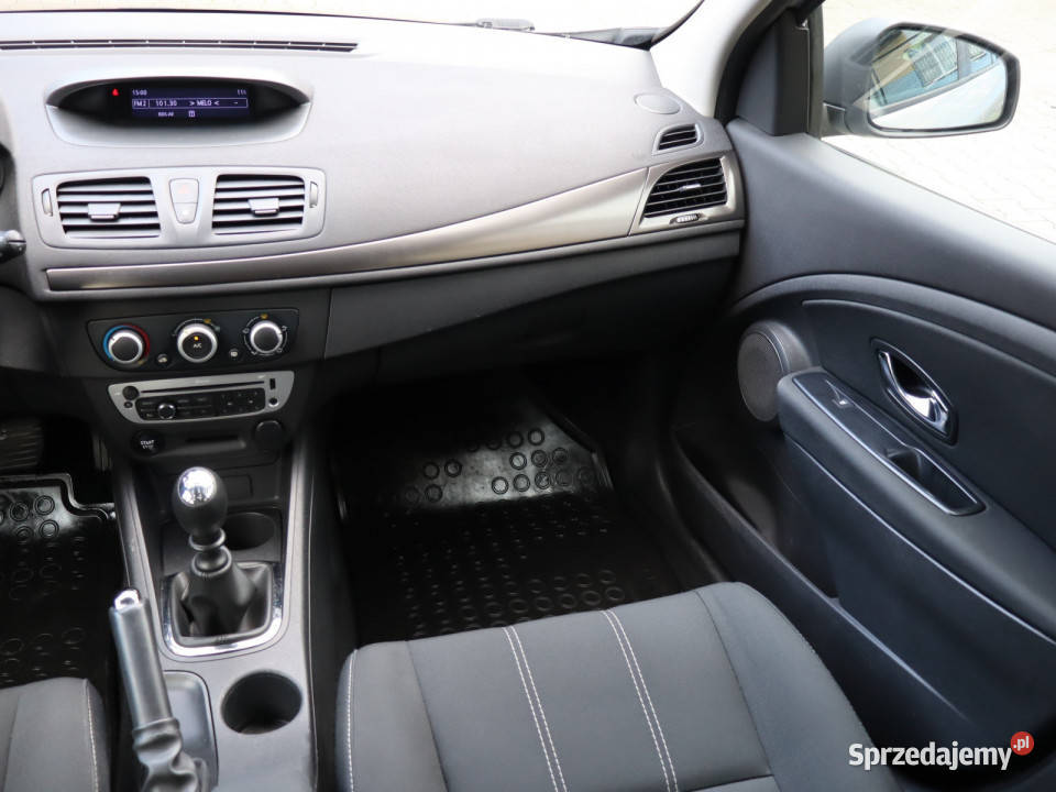 Renault Megane 15 dCi relingi dachowe