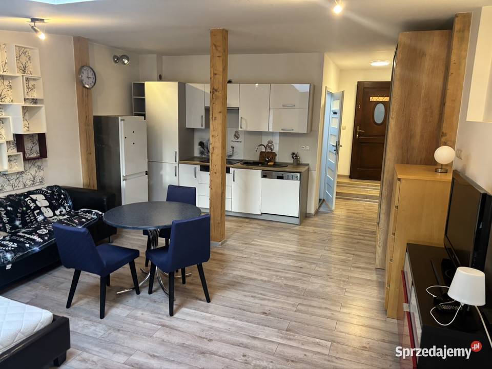 Bytom ulica Krakowska 14 Kawalerka Piętro 3