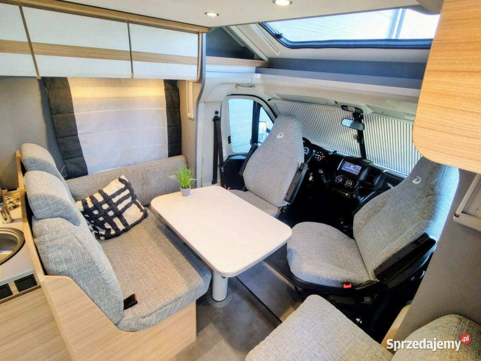 samochody kempingowe Dethleffs JUST T6812 EB Kampery Gaj