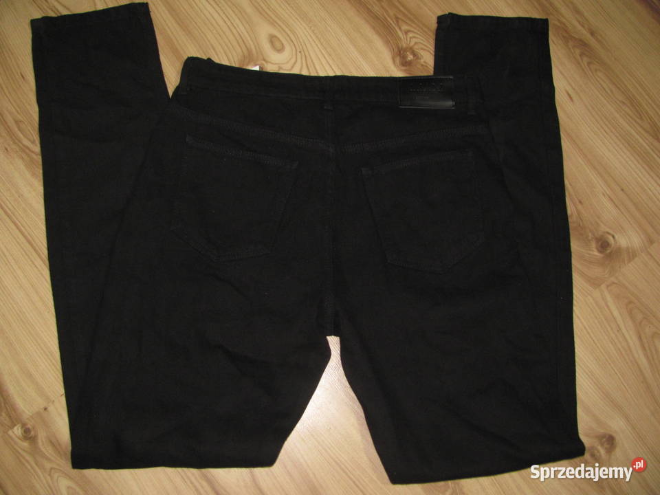 BooHoo MAN WYSOKIE SZTYWNE DŻINSY SLIM FIT r 34 Rozmiar XL Zamość