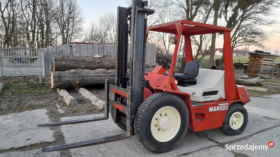 wózek widłowy terenowy Manitou MCE25H przesuw Wózki widłowe