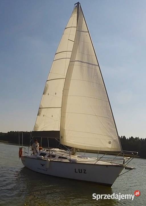 Komfortowy turystyczny jacht żaglowy Narwal z Godziszewo