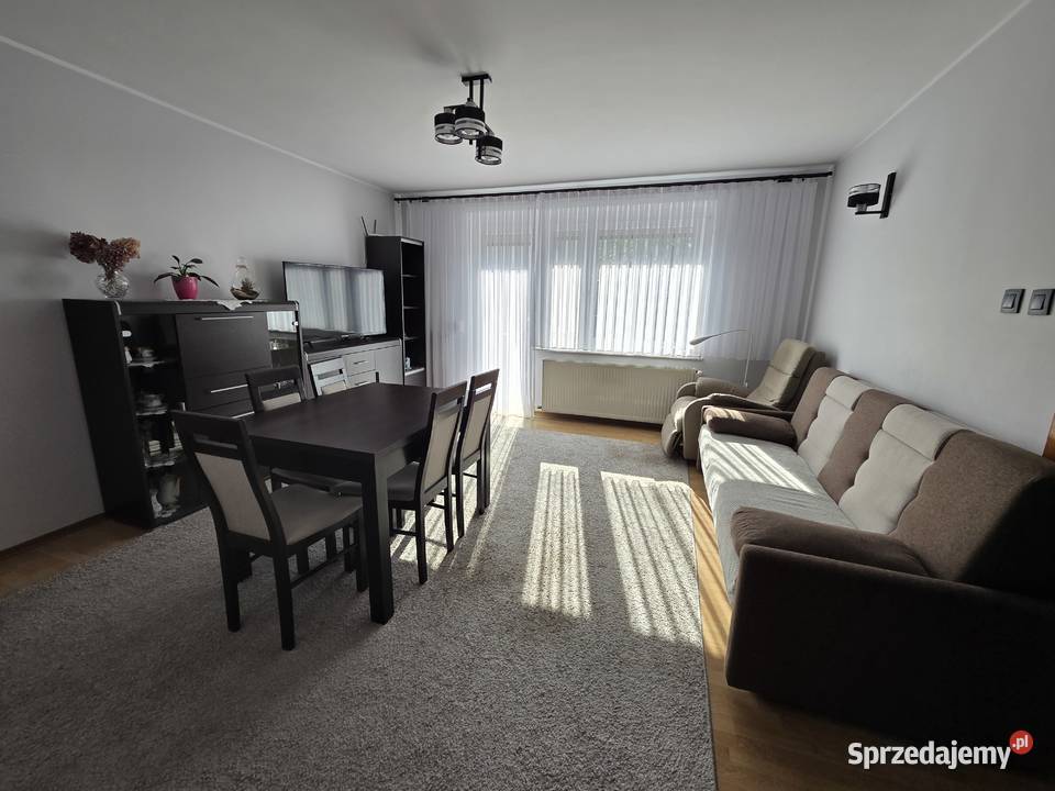 Solidny dom w Wieruszowie gotowy do zamieszkania 500m2 Sprzedaż Wieruszów sprzedam