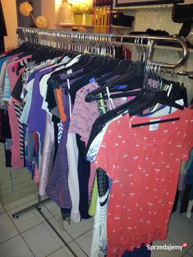 WYPOSAŻENIE SKLEPU ODZIEŻOWEGO Sklep Konin