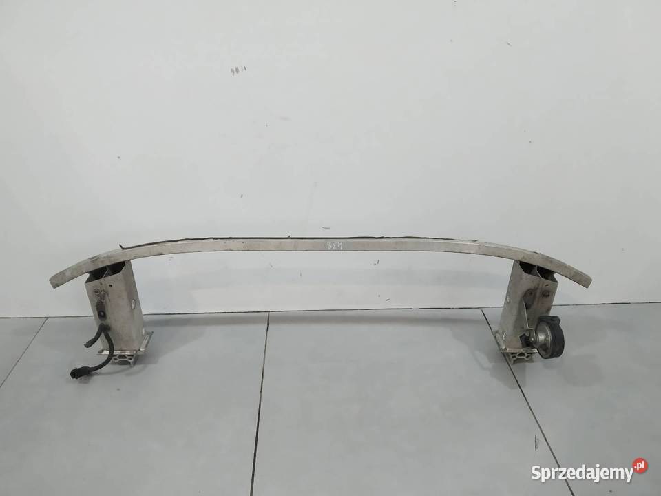 WZMOCNIENIE ZDERZAKA DOLNE Volvo V60 II 2018