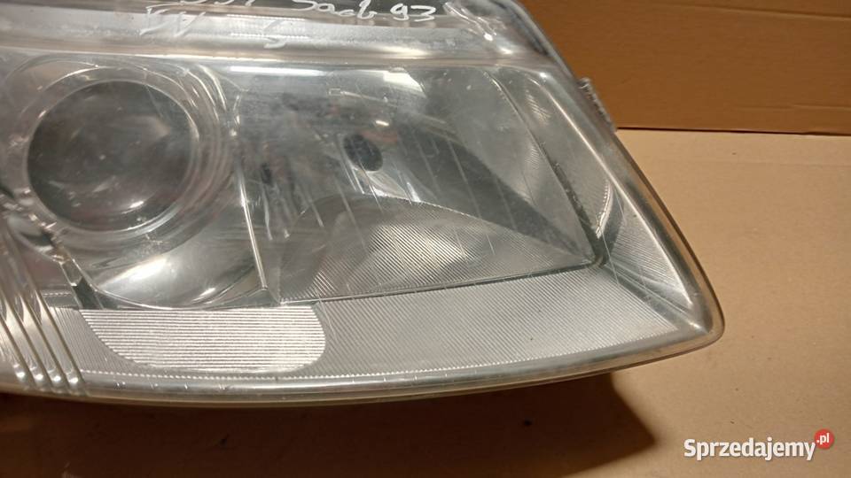SAAB 93 LAMPA PRZÓD PRAWA EU SOCZEWKA Zbierkowo