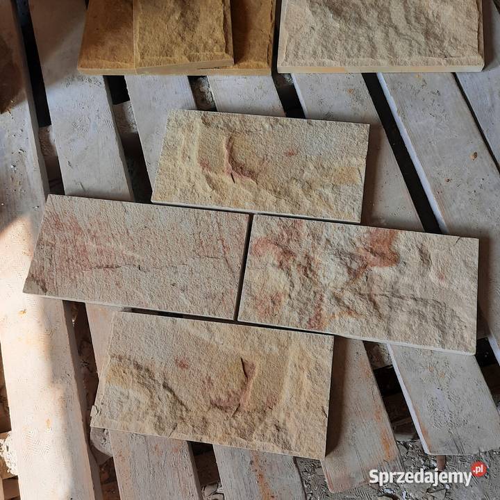 Płytki elewacyjne 30x15 z Piaskowca Naturalnego Szydłowiec