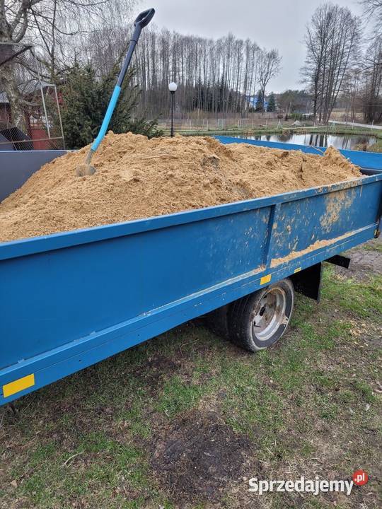 Przyczepa z wywrotem z Iveco Radomsko