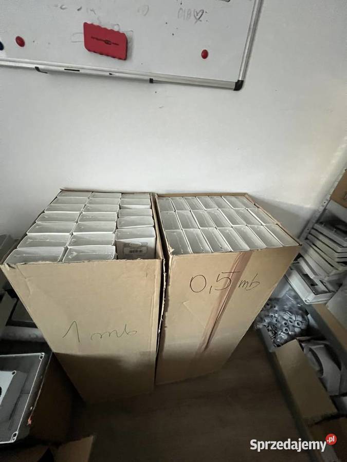 Sprzedam rzeczy hurtowni elektrycznej Bielawa