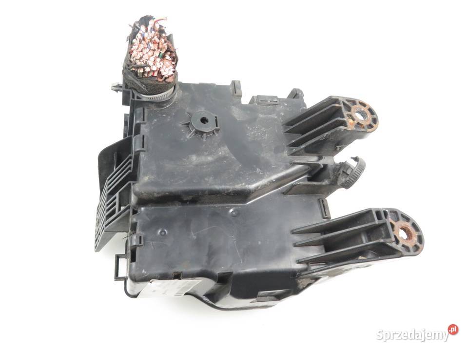 SKRZYNKA BEZPIECZNIKOW MAZDA CX9 TB 37 AWD małopolskie