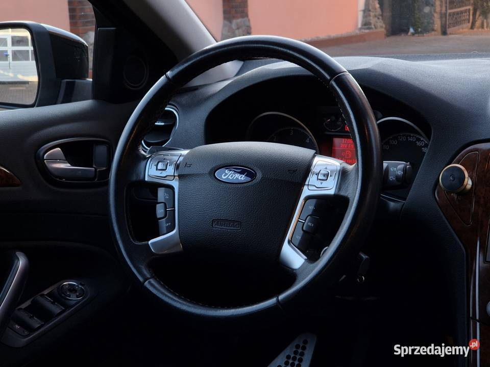 Ford Mondeo Ghia Liftback 20TDCI 140 piękny stan garażowany Mondeo sprzedam