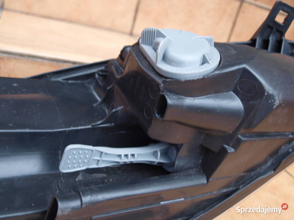 Mitsubishi Colt Z30 lampa lewa przód 2004 2008r Kalisz