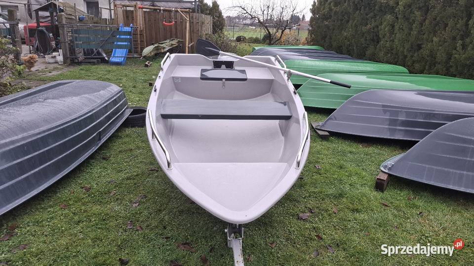 Łódź wiosłowa łódka wędkarka