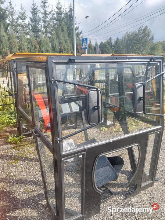 Kabina C330 i 360 bez błotnika