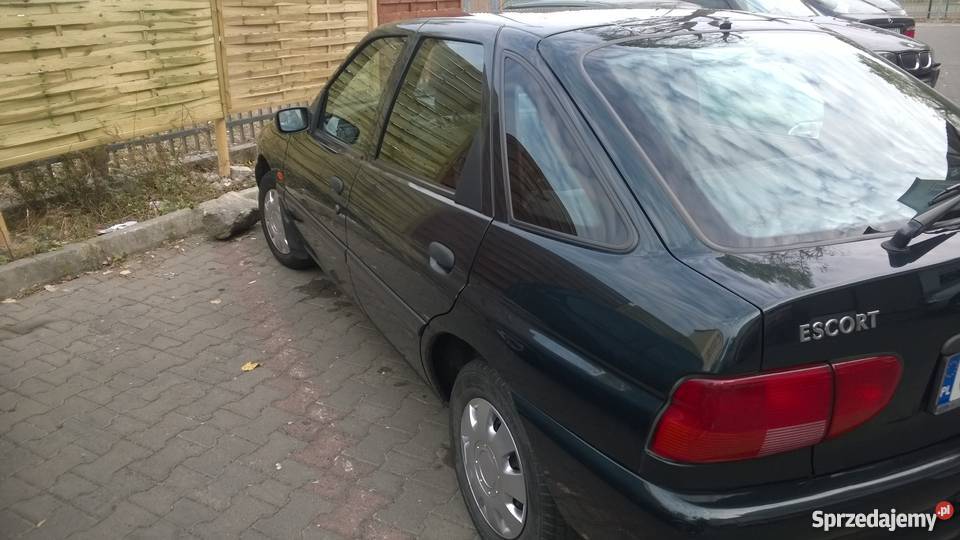 Ford escort 16 benzyna stan ABS Opole