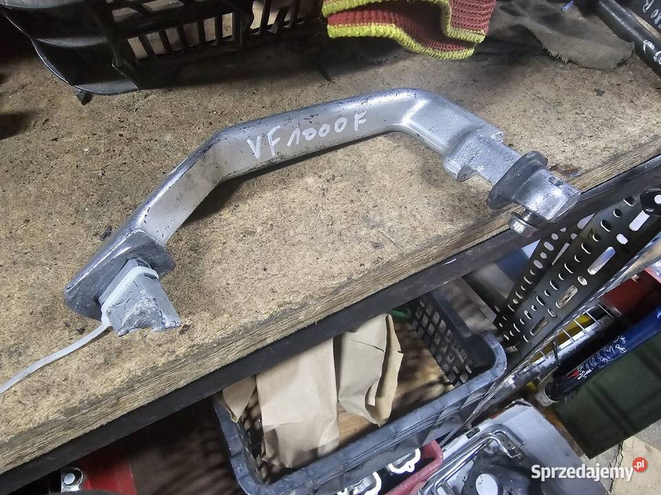 Honda vf1000f uchwyt rączka pasażera lewa vf Jelenia Góra