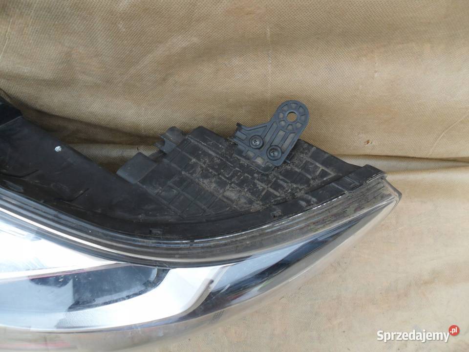 LAMPA PRAWY PRZÓD REFLEKTOR EU HYUNDAI IX20 Nowy Tomyśl