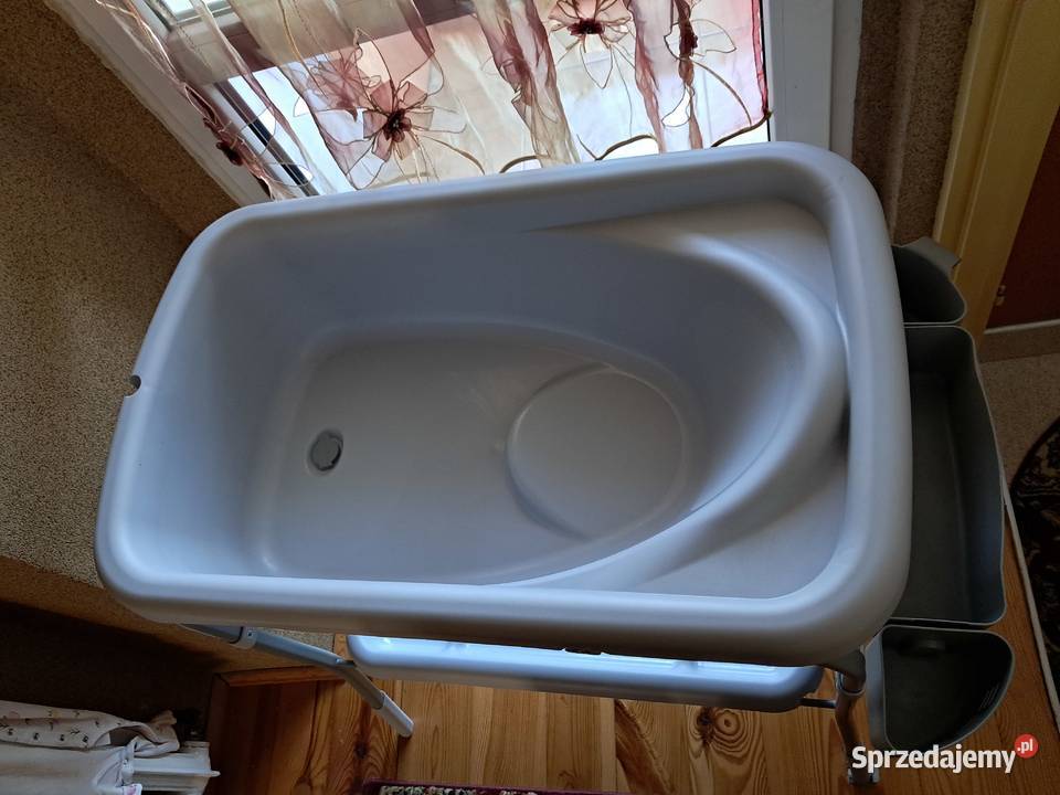 sprzedam przewijak z wanienka firmy chicco w łódzkie Poddębice sprzedam