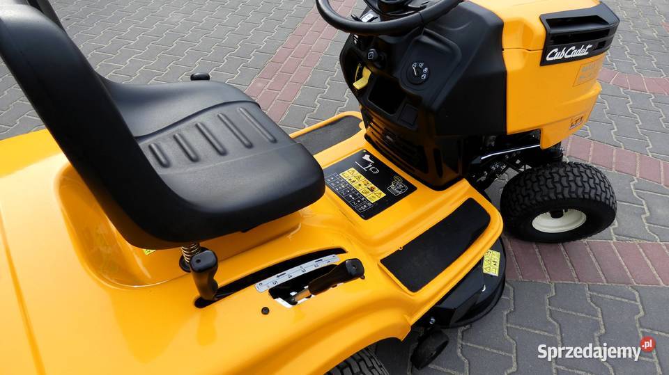 Traktorek kosiarka Cub Cadet LT1 92 Pompa oleju łódzkie Świnice Warckie sprzedam
