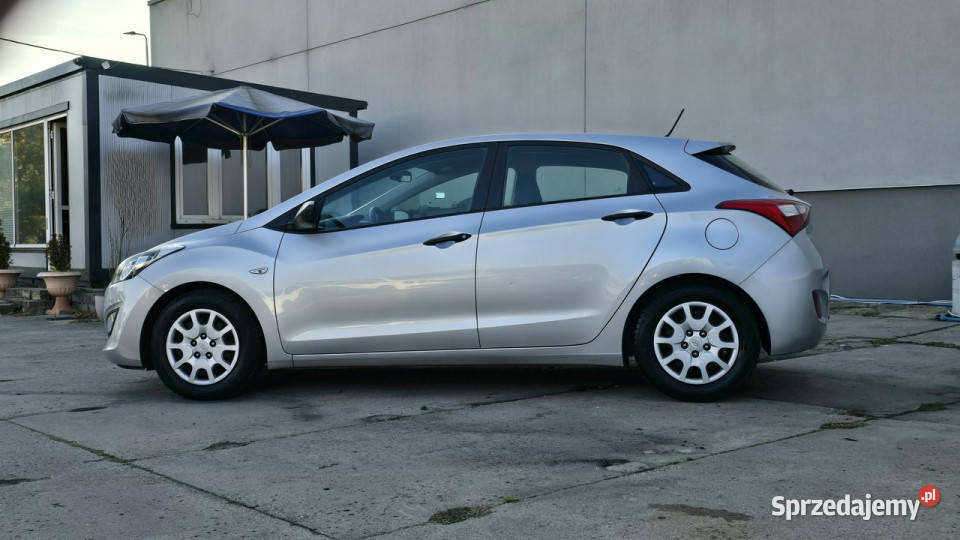 Hyundai i30 serwisowany faktura vat marża II Szczecin