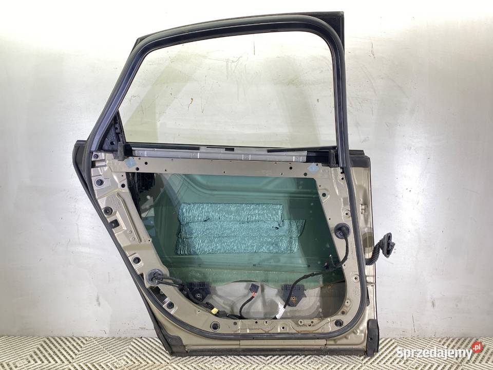DRZWI LEWY TYŁ AUDI A8 D3 SedanLimuzyna 0210
