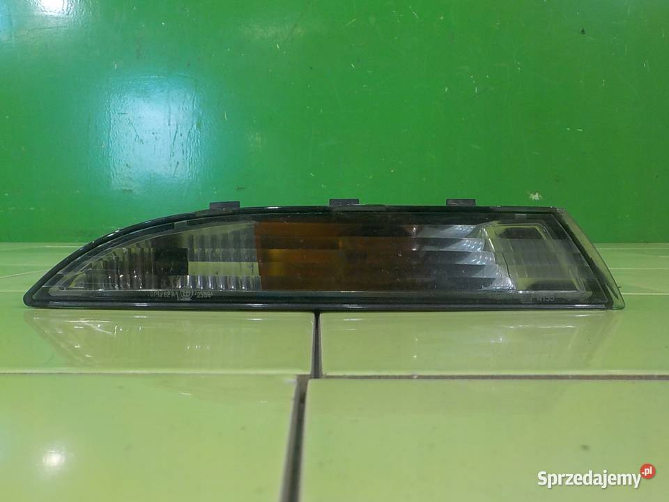 VW SCIROCCO 14 TSI 11r HB 3D kierunkowskaz prawy osobowe Kierunkowskazy